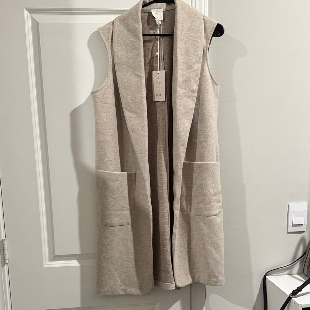 Size Large Joie Cream Sleeveless Vest 8003